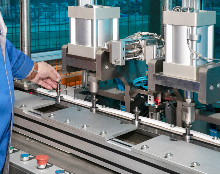 Ligne de production de moteurs à essence