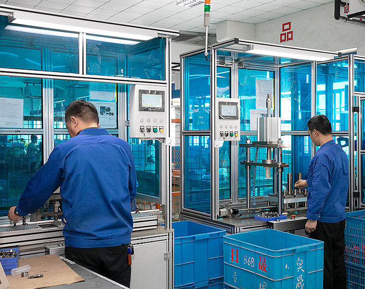 Ligne de production de moteurs à essence