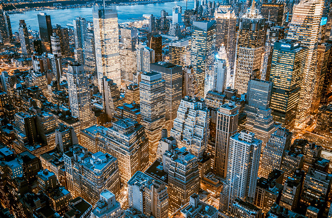 Pourquoi un petit moteur à essence doit-il tirer la trappe d'air au démarrage, mais pas la voiture ?